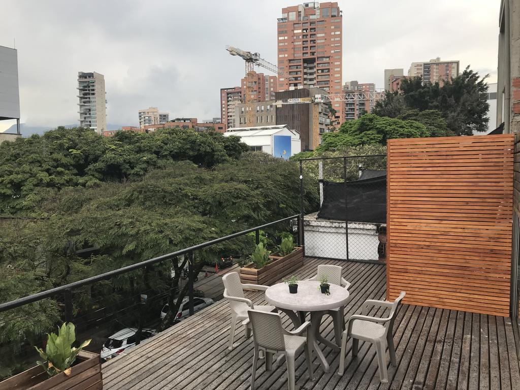 מדיין Two Br Apartment Lleras מראה חיצוני תמונה