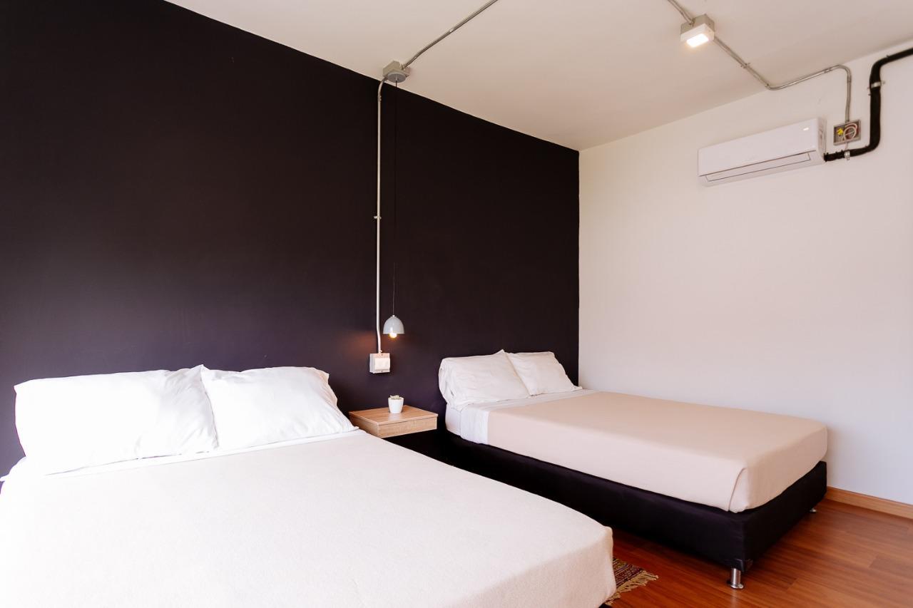 מדיין Two Br Apartment Lleras מראה חיצוני תמונה