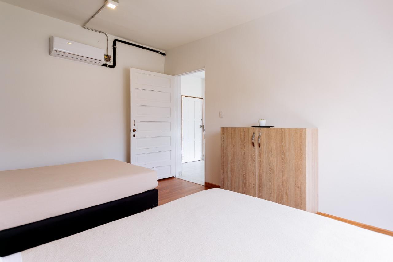 מדיין Two Br Apartment Lleras מראה חיצוני תמונה