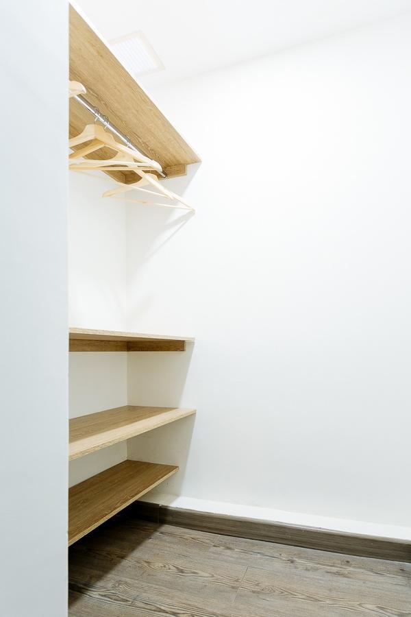 מדיין Two Br Apartment Lleras מראה חיצוני תמונה